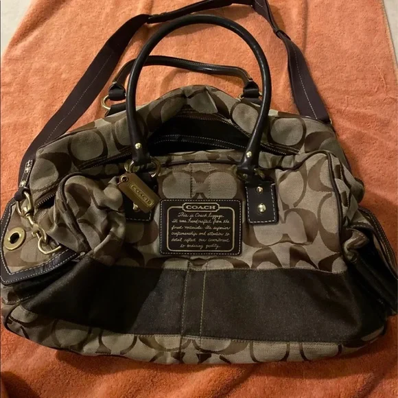 Coach weekend bag excellent condition - Picture 1 of 3